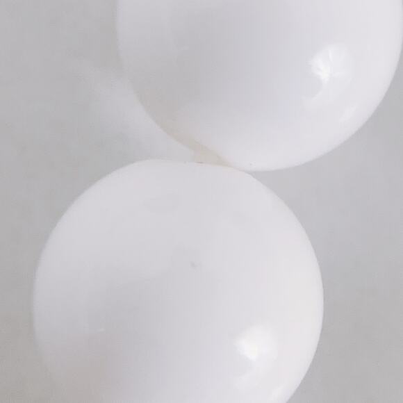 Vintage Signed K.J.L. for Avon Black Rose White Bead Necklace Gold Tone 1980s - Picture 15 of 16